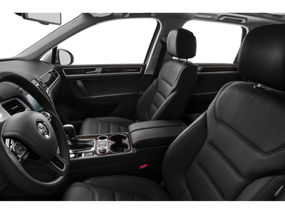 2015 Volkswagen Touareg Base