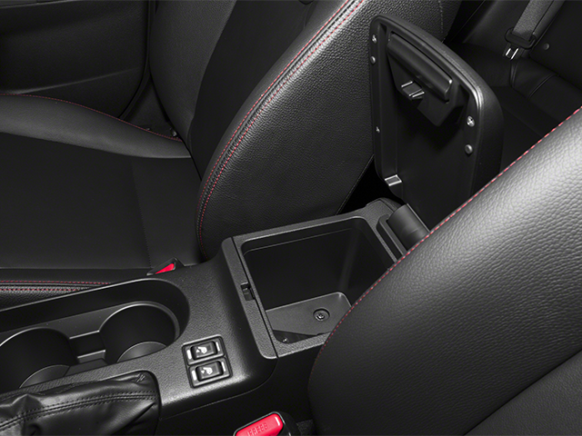 2013 Subaru Impreza Base photo 2