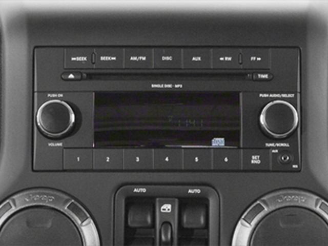 2014 Jeep Wrangler Unlimited Sport photo 4