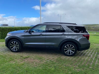 2024 Ford Explorer ST-Line