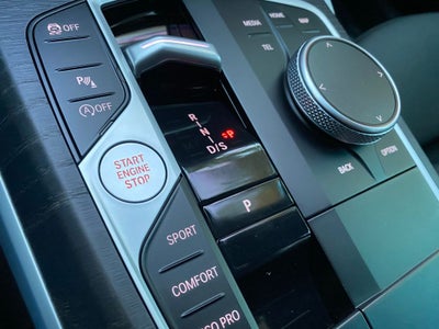 2024 BMW 3 Series 330i xDrive