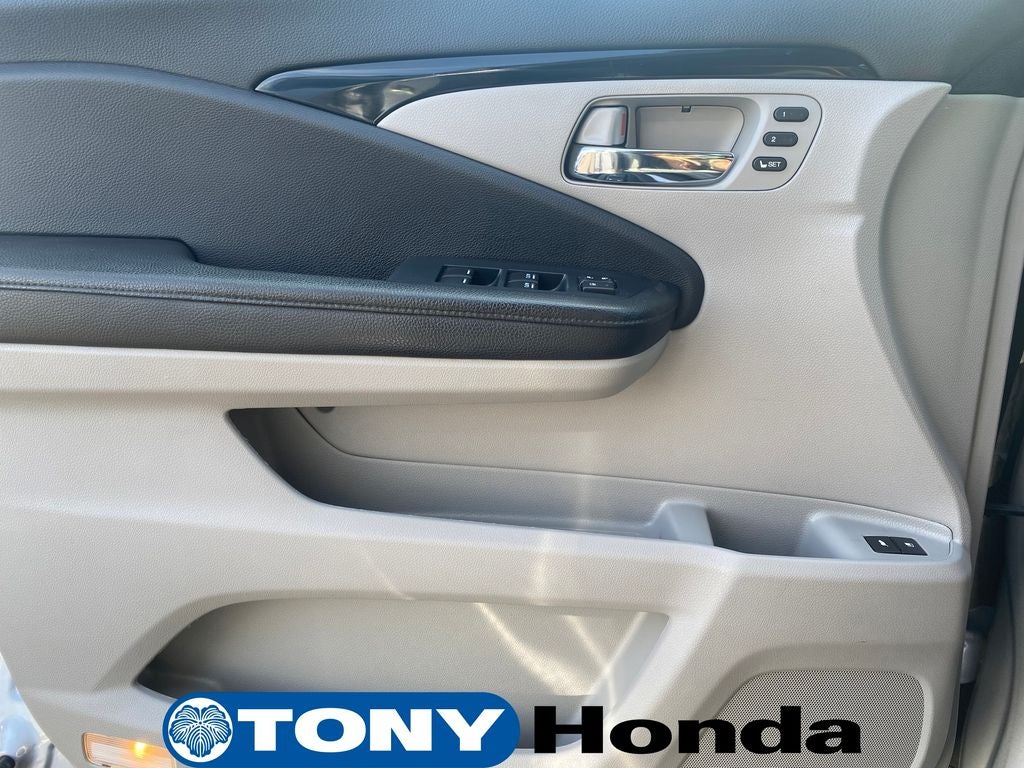 2019 Honda Pilot Touring 8 Passenger