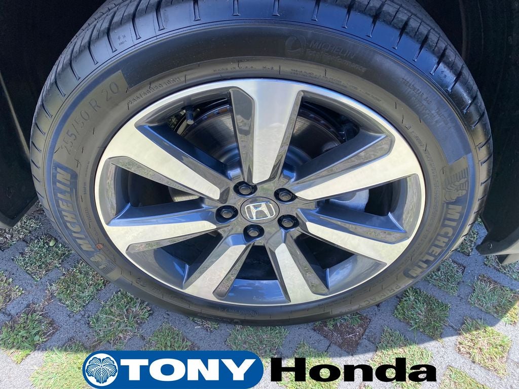 2025 Honda Pilot Touring