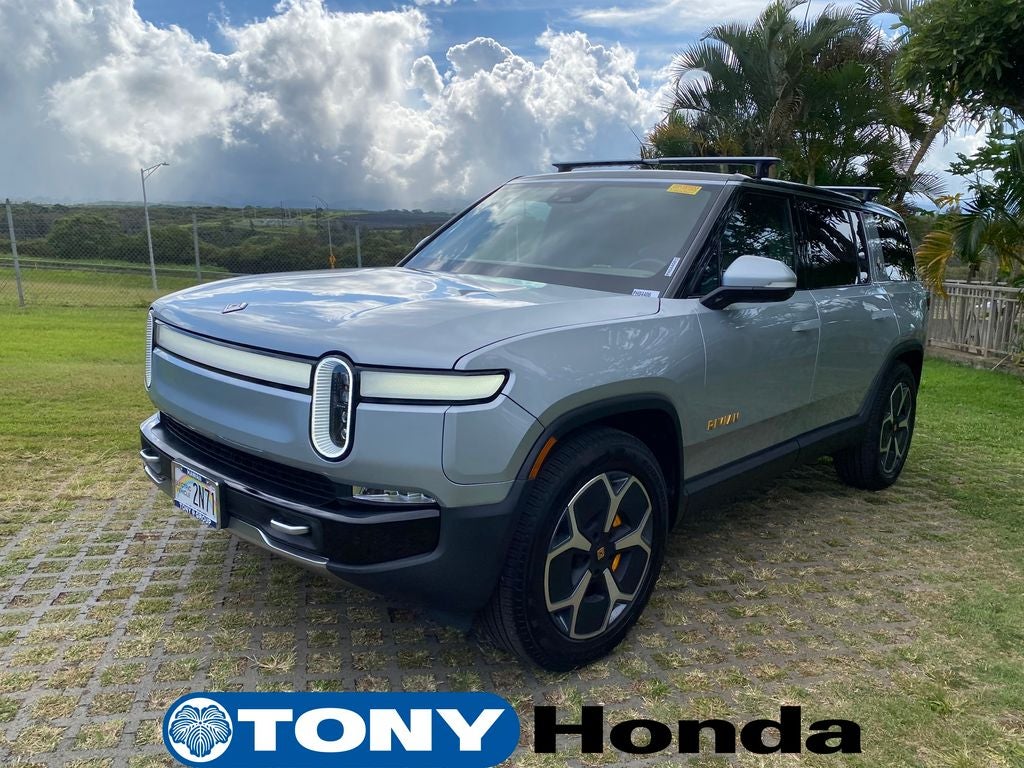 2024 Rivian R1S Adventure