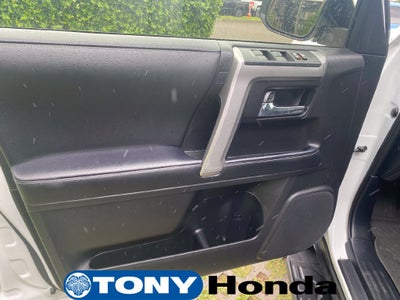 2024 Toyota 4Runner SR5