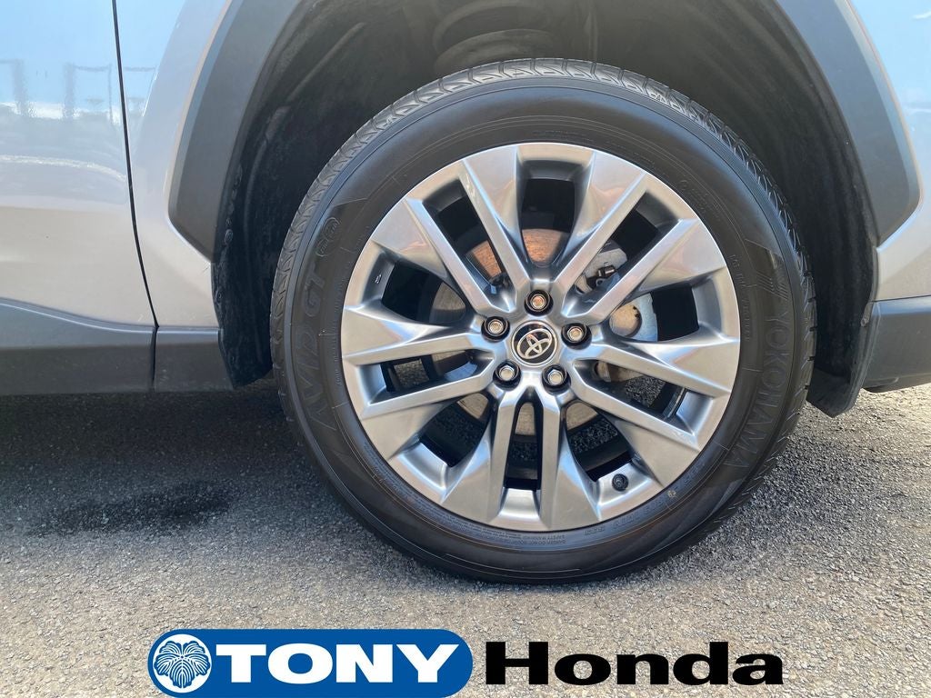 2023 Toyota RAV4 XLE Premium