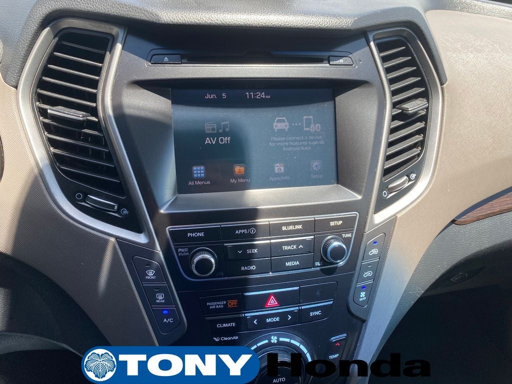 2017 Hyundai Santa Fe SE