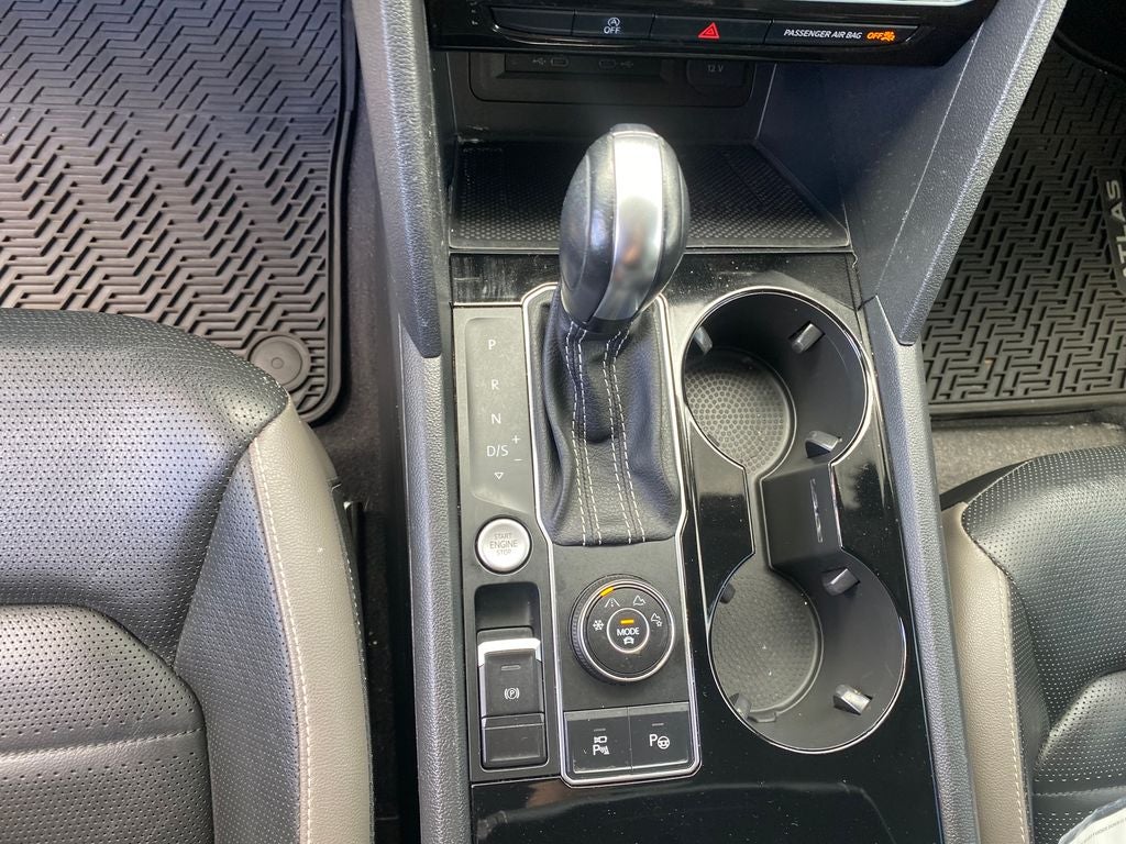 2022 Volkswagen Atlas 3.6L V6 SEL Premium R-Line