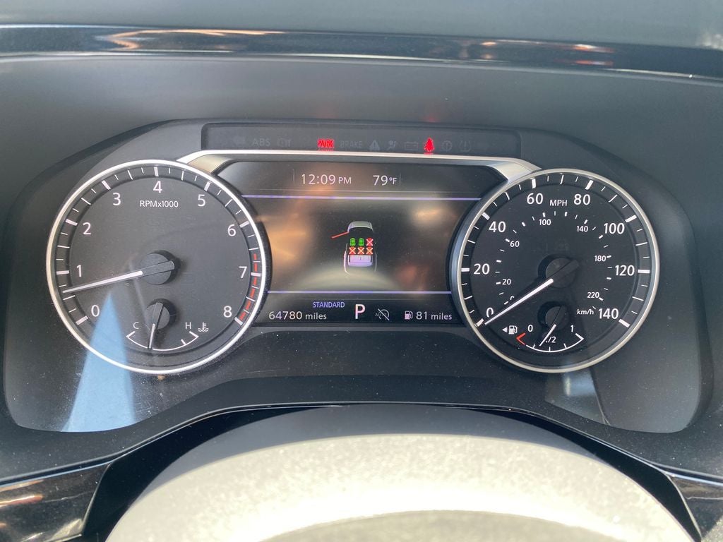 2022 Nissan Pathfinder SV