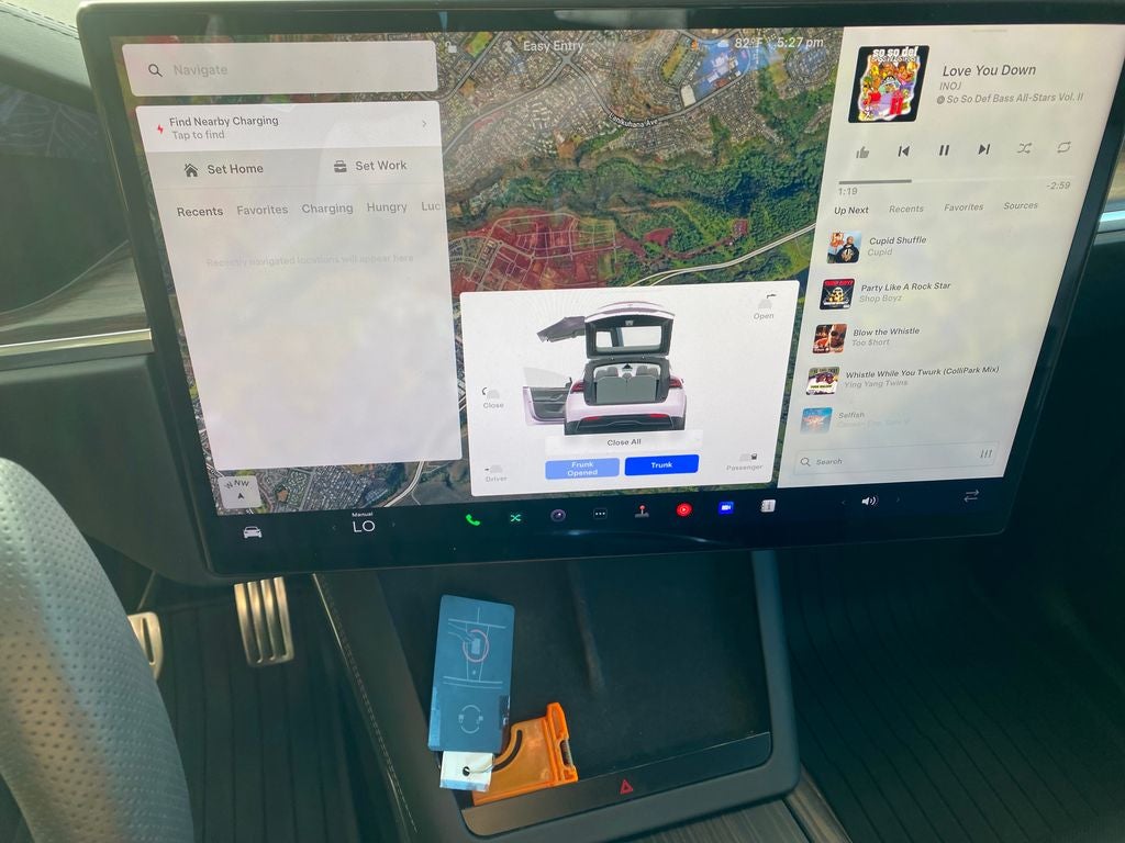 2023 Tesla Model X Base