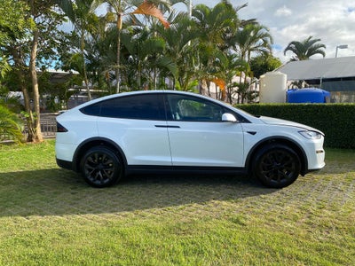 2023 Tesla Model X Base