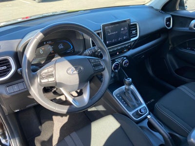 2025 Hyundai Venue SEL