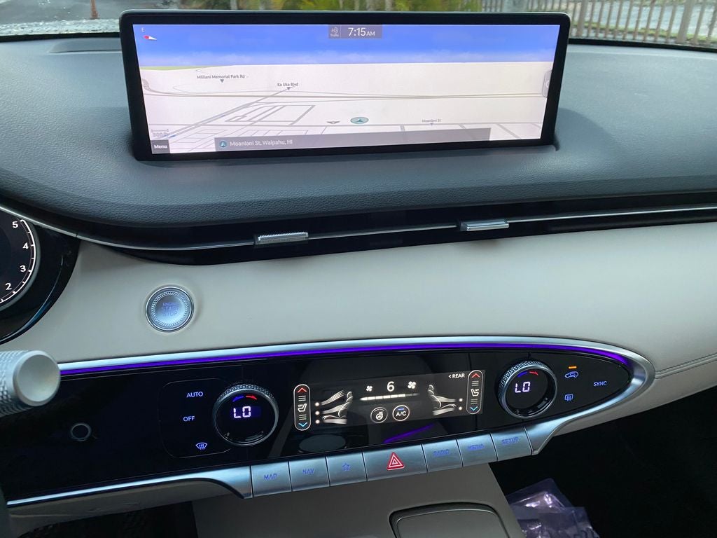 2022 Genesis GV70 2.5T