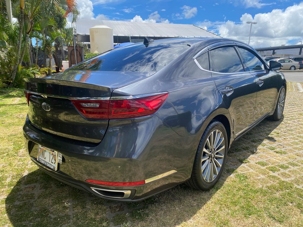 2017 Kia Cadenza Premium