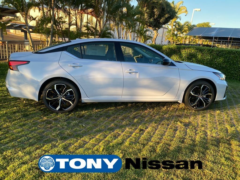 2025 Nissan Altima 2.5 SR