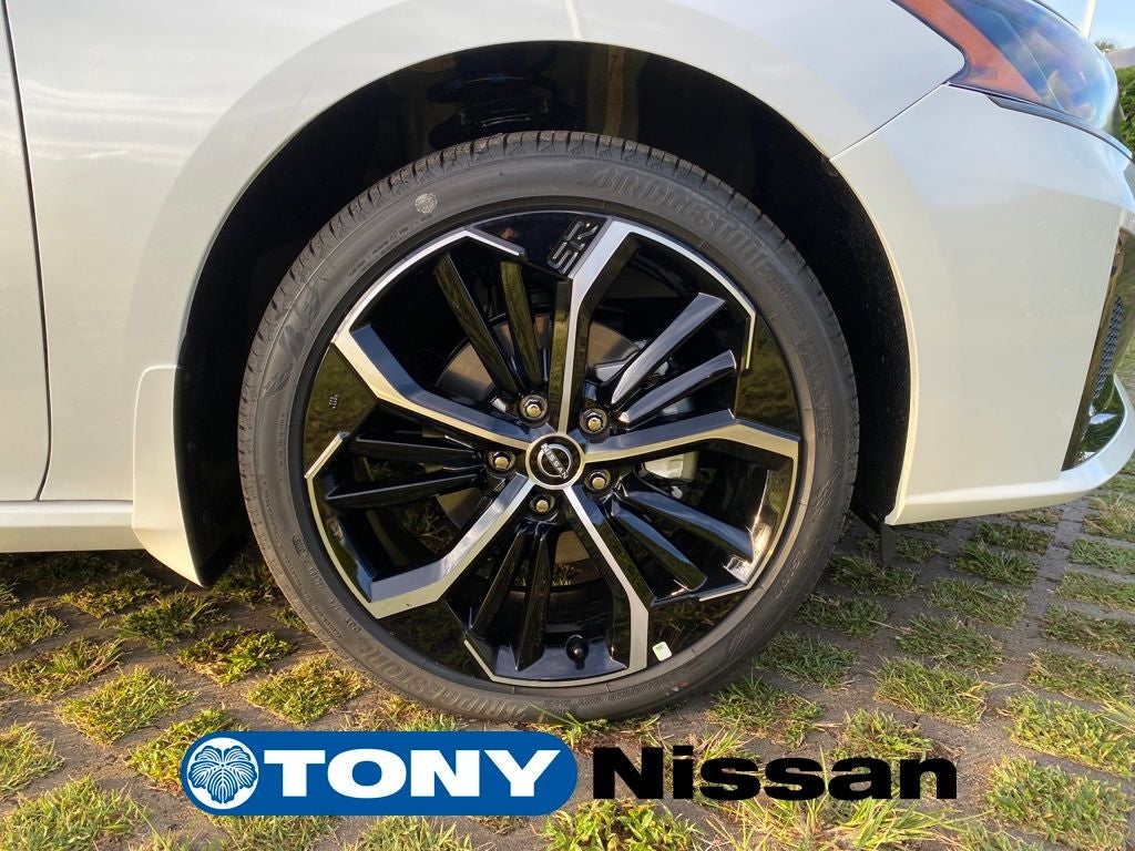 2025 Nissan Altima 2.5 SR