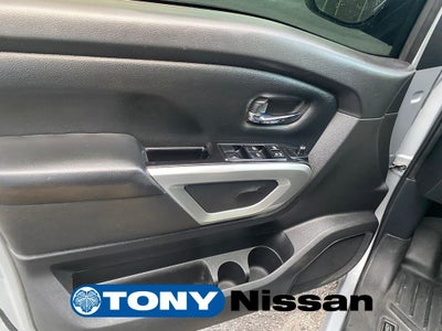 2019 Nissan Titan SV