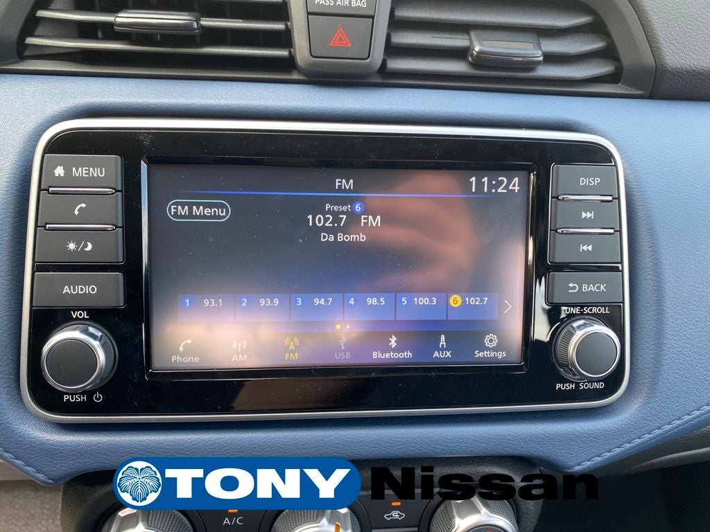 2025 Nissan Versa 1.6 SV