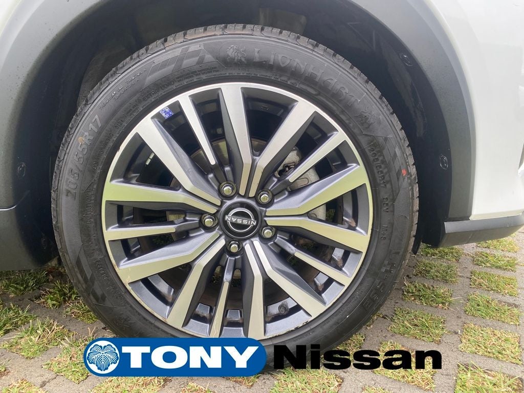 2024 Nissan Kicks SR