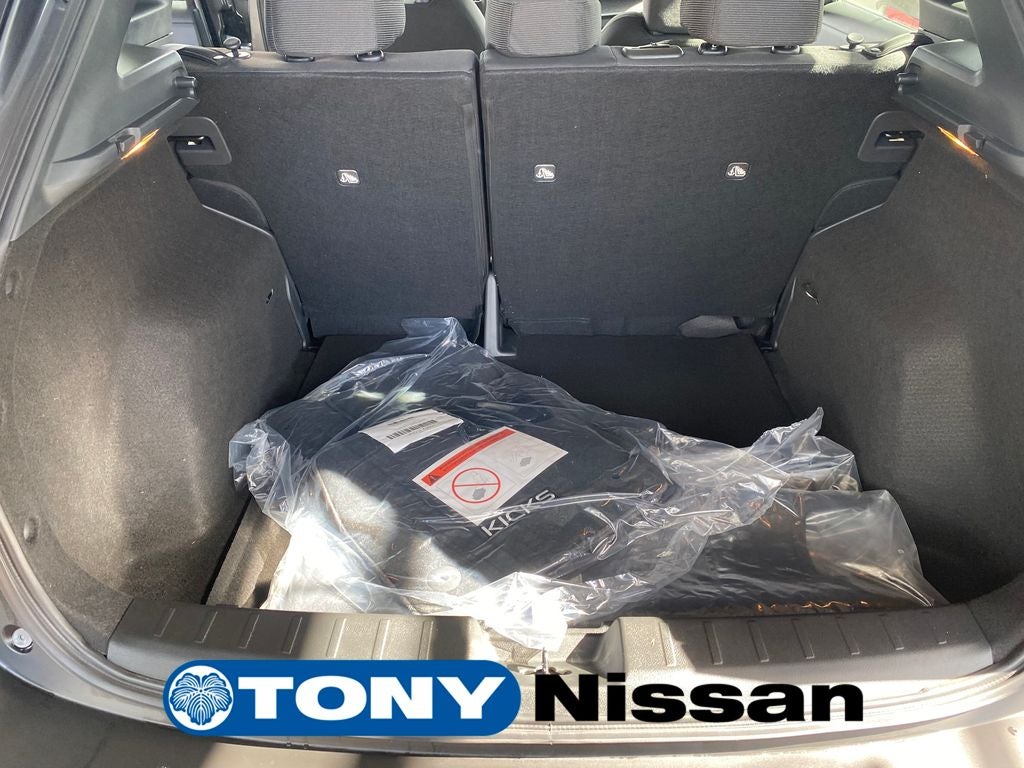 2026 Nissan Kicks S