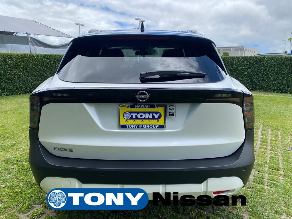 2026 Nissan Kicks SV