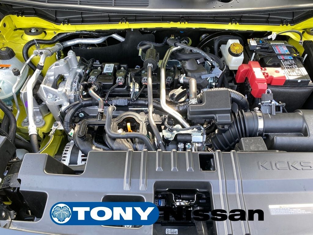 2026 Nissan Kicks SR