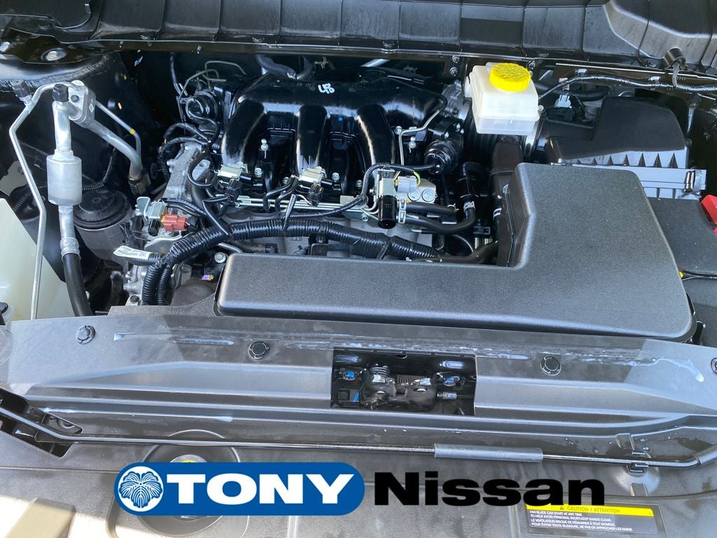 2024 Nissan Pathfinder SV