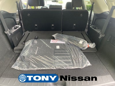 2026 Nissan Pathfinder SV