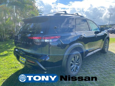 2026 Nissan Pathfinder SV