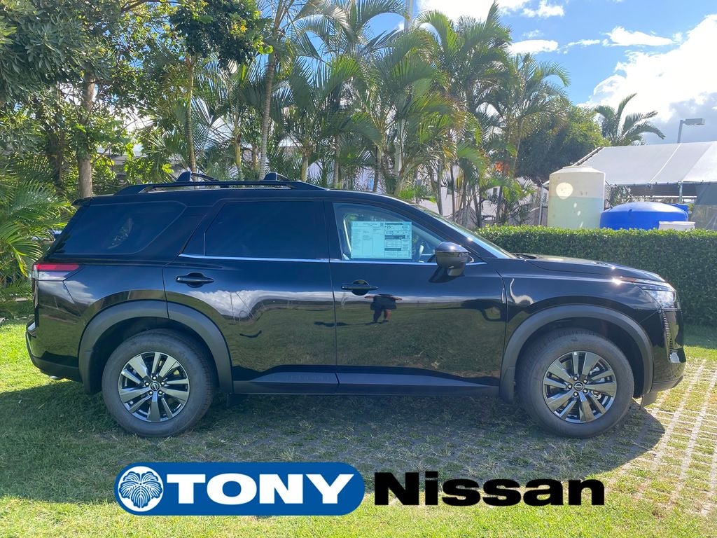 2026 Nissan Pathfinder SV