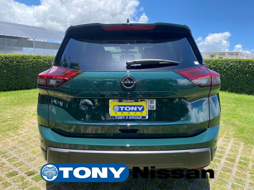 2026 Nissan Rogue Dark Armor
