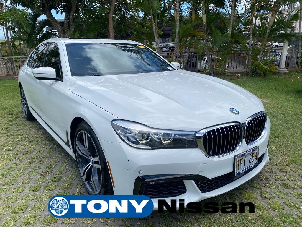 2018 BMW 7 Series 740i's photo