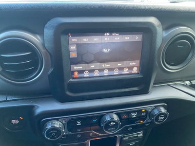 2022 Jeep Wrangler Base