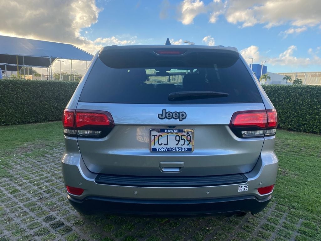 2017 Jeep Grand Cherokee Base