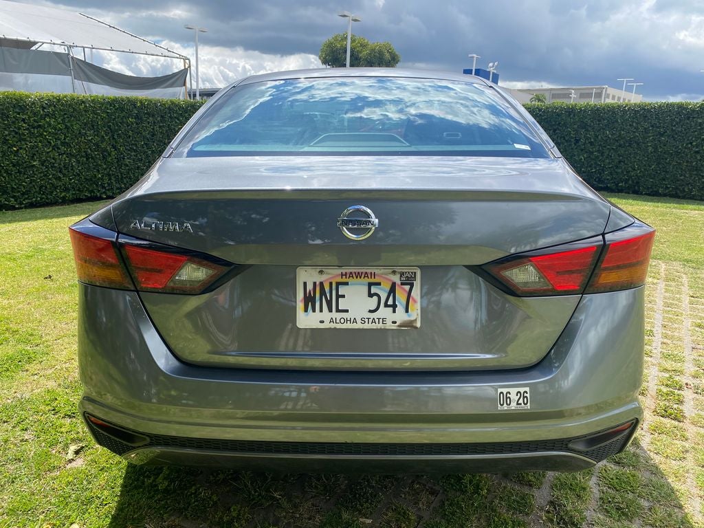 2022 Nissan Altima Base