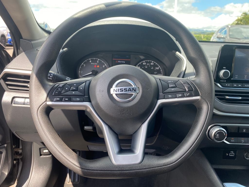 2022 Nissan Altima Base