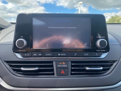 2022 Nissan Altima Base