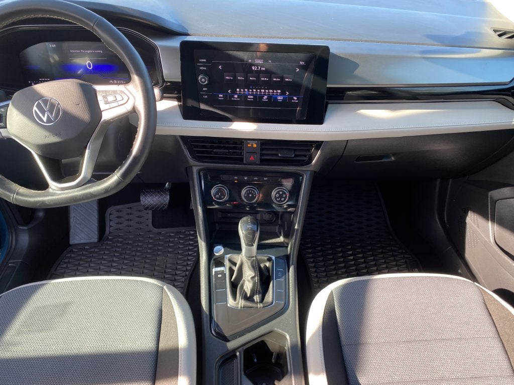 2025 Volkswagen Taos Base