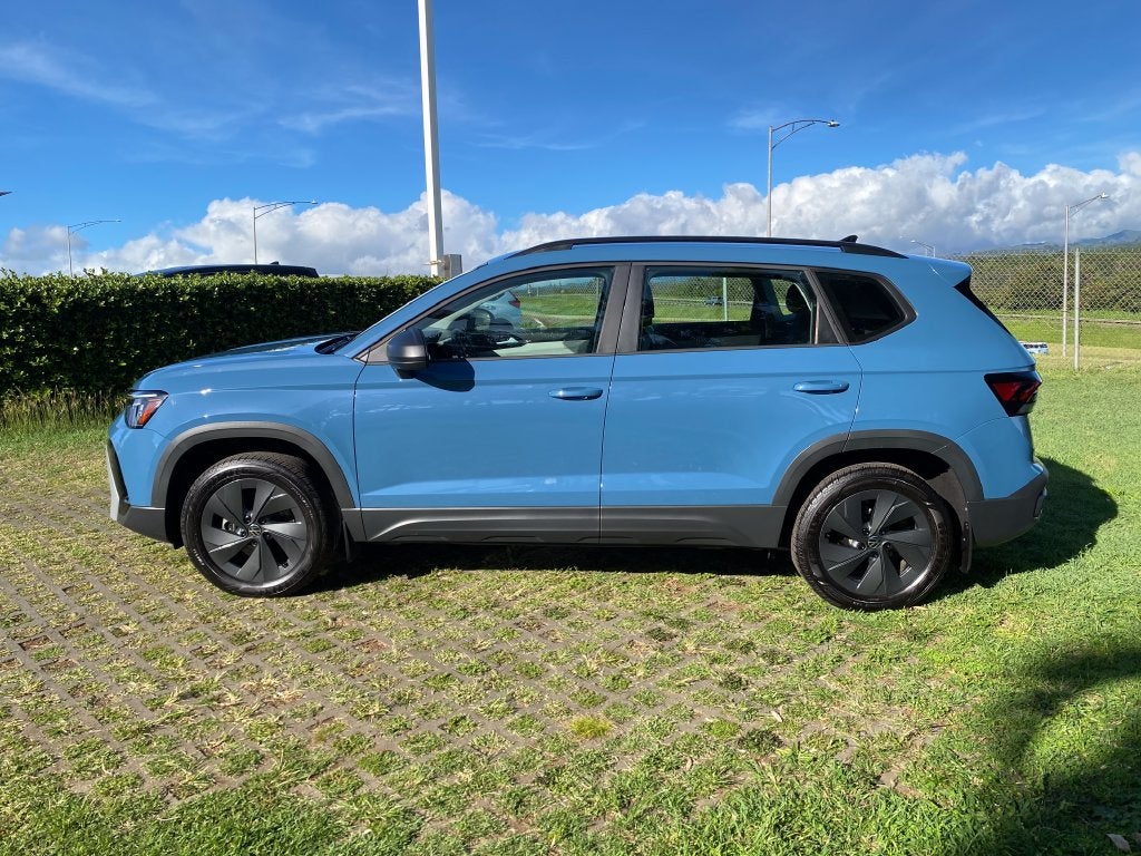 2025 Volkswagen Taos Base