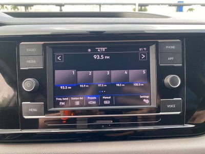 2023 Volkswagen Taos Base