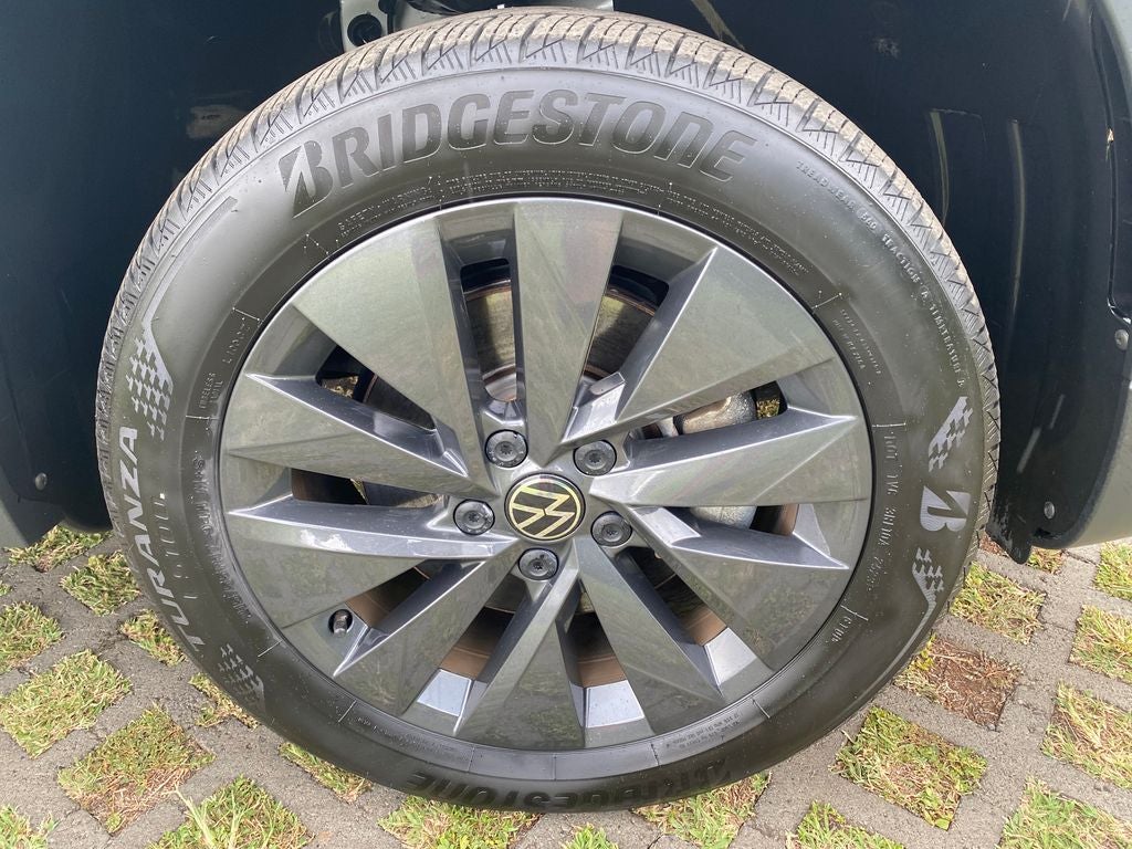 2023 Volkswagen Taos Base