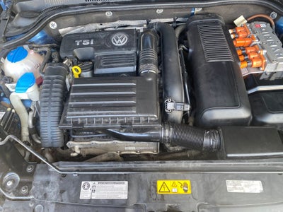 2015 Volkswagen Jetta Hybrid Base