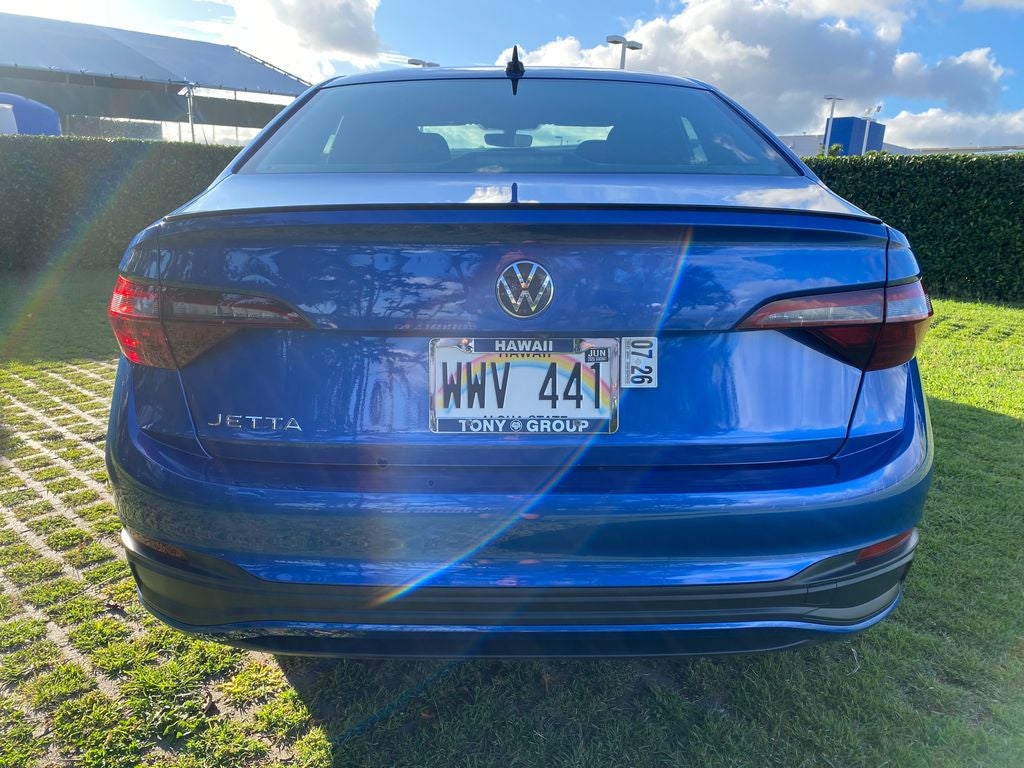 2023 Volkswagen Jetta Base