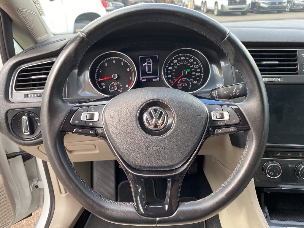 2018 Volkswagen Golf SportWagen Base