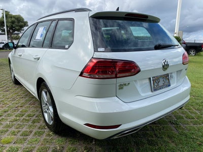 2018 Volkswagen Golf SportWagen Base