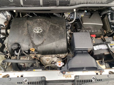 2018 Toyota Sienna Base