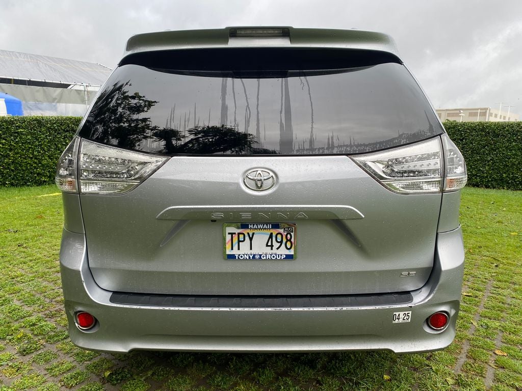 2018 Toyota Sienna Base