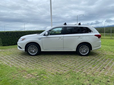 2019 Mitsubishi Outlander PHEV Base