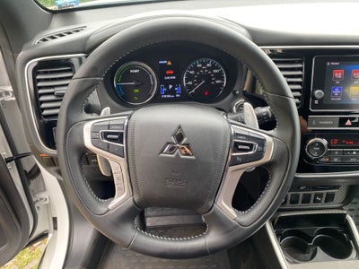 2019 Mitsubishi Outlander PHEV Base