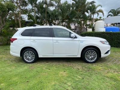 2019 Mitsubishi Outlander PHEV Base